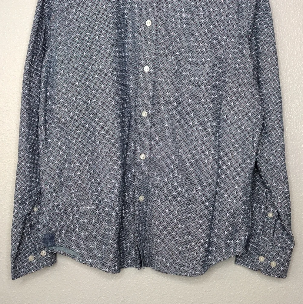 Banana Republic Untucked Fit Casual Button Down Shirt